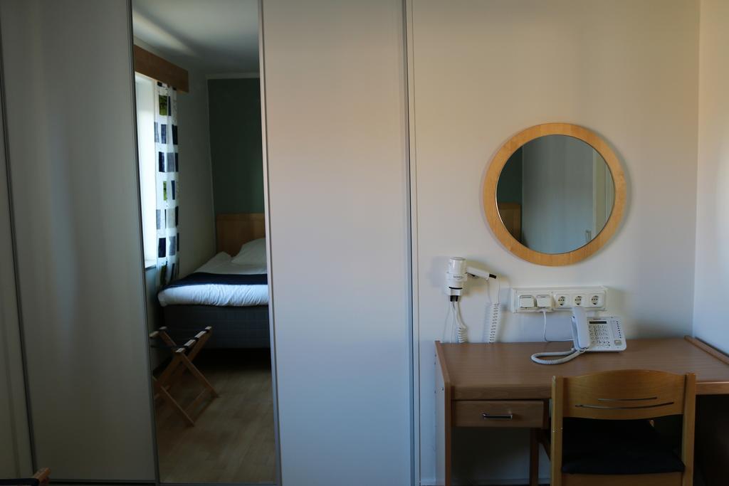 Linkoepings Cityhotell Och Vandrarhem Ngoại thất bức ảnh